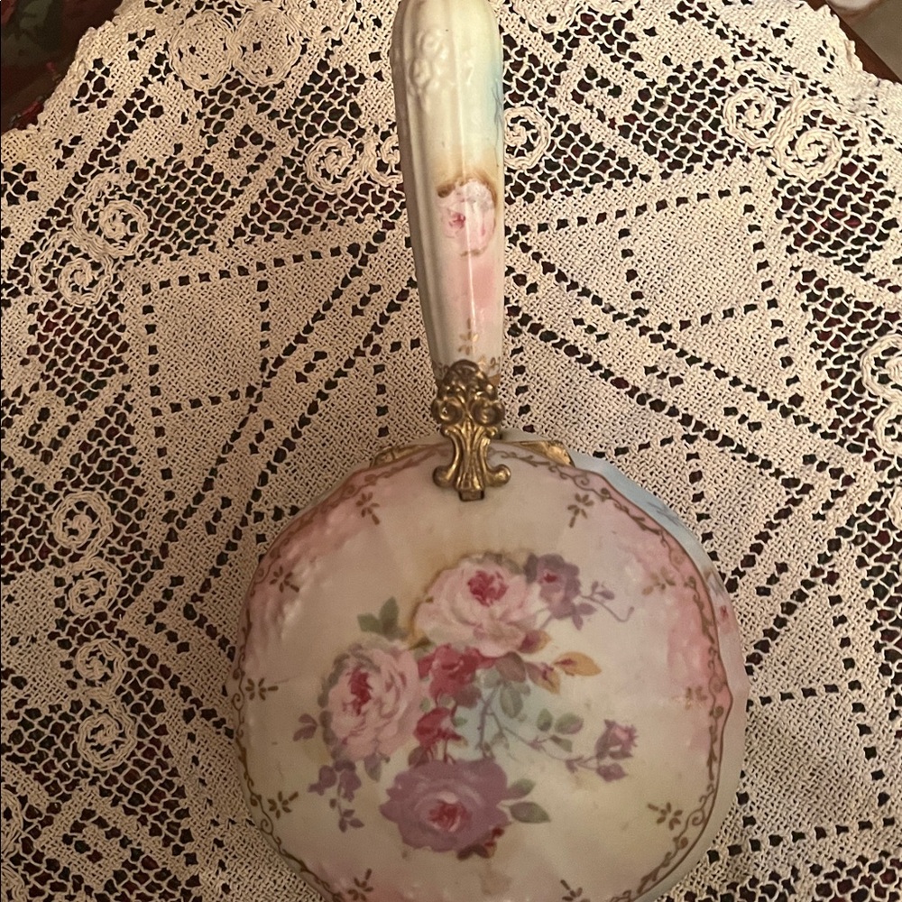 Vintage Floral Porcelain Trinket Box with Gold Accents - Picture 3 of 5